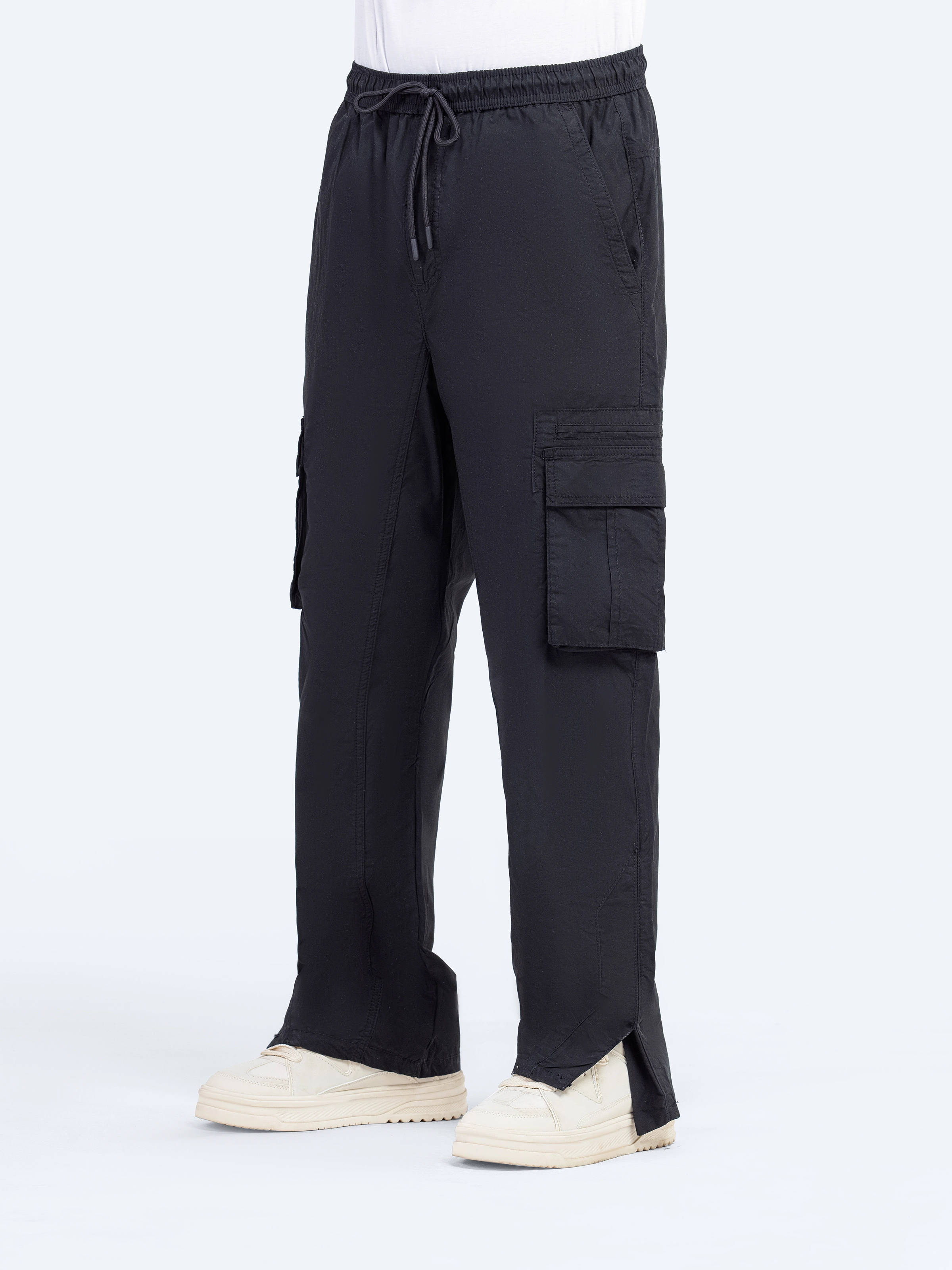 Relaxed Fit Cargo Trousers - FMBTW25-002
