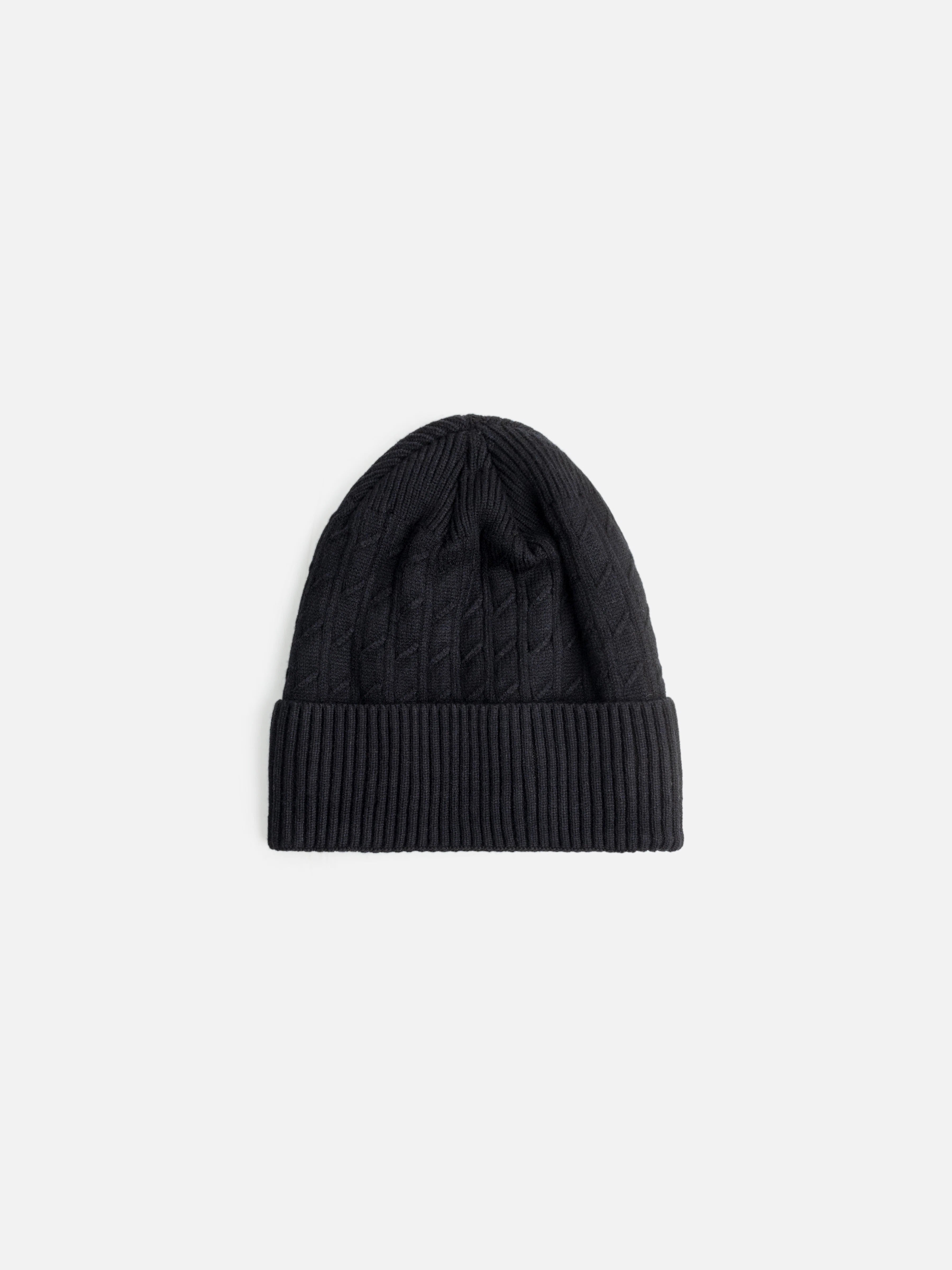 Black Knitted Beanie - FABC24-001