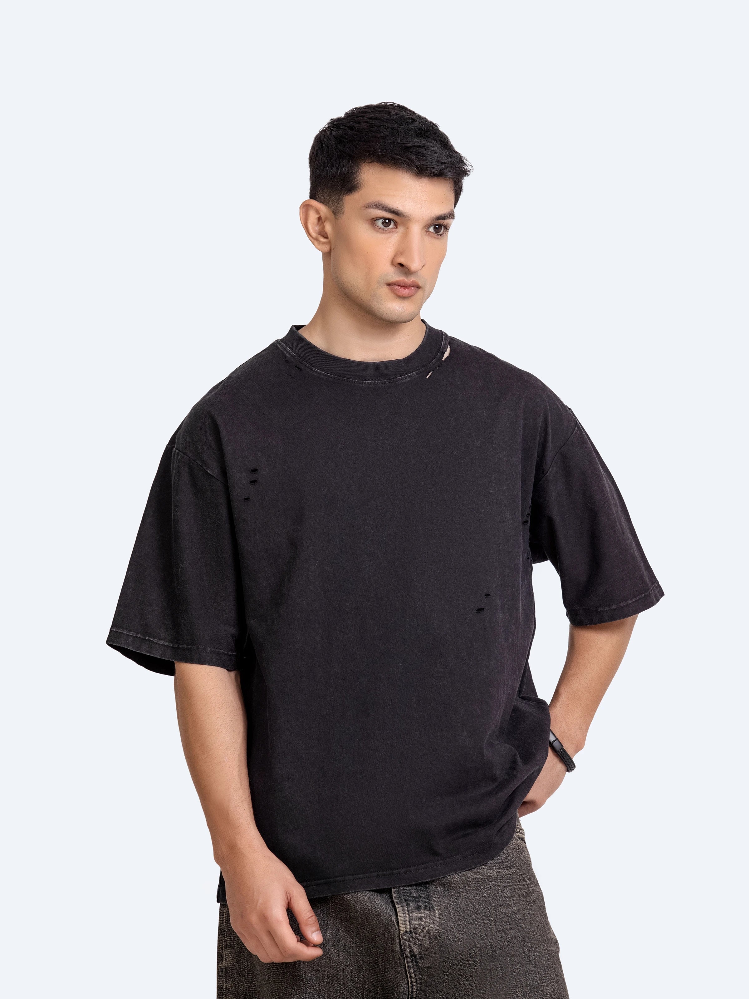 Relaxed Fit Ripped Tee - FMTGT24-105