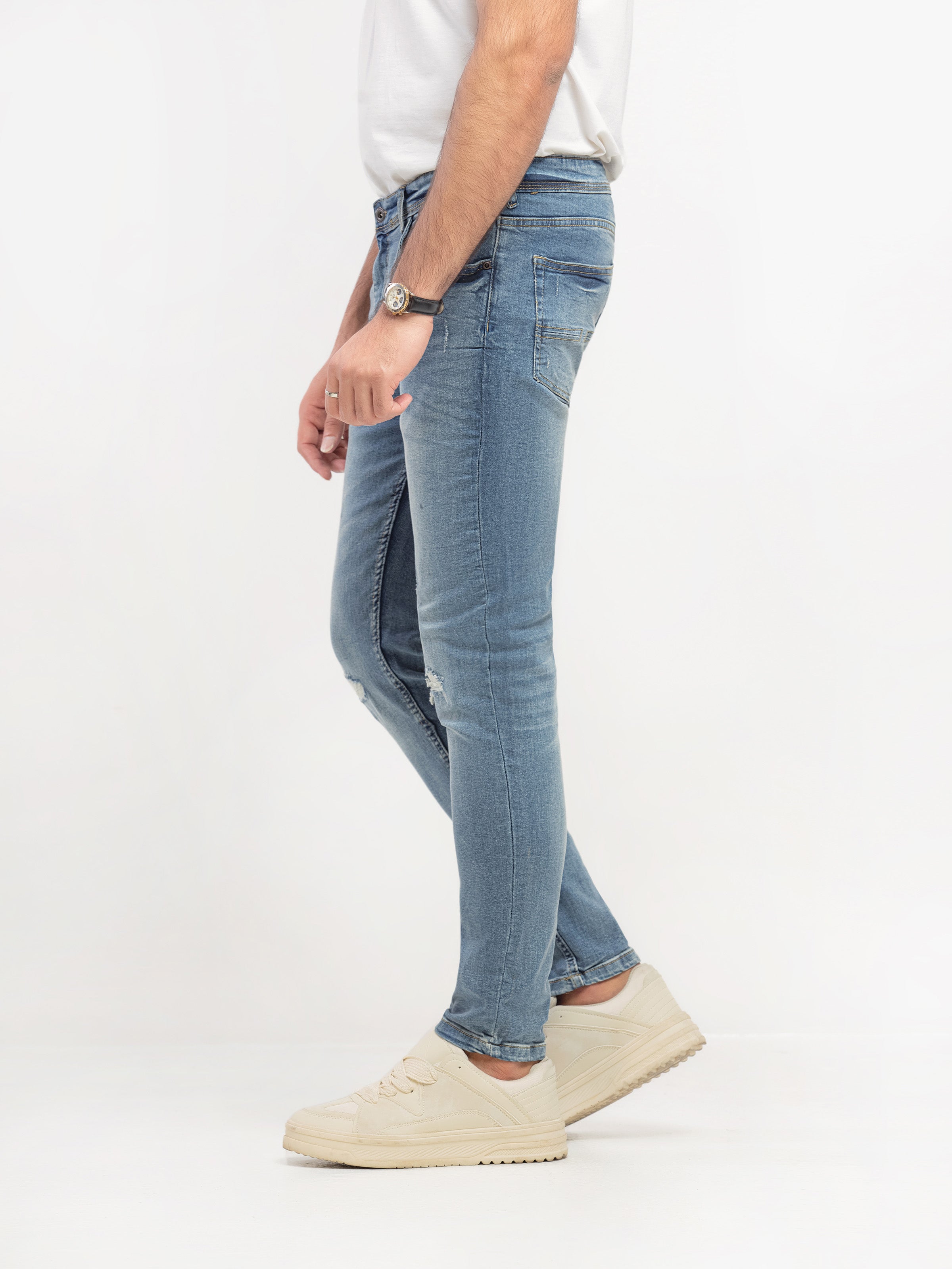 Slim Fit Ripped Jeans - FMBP5-028