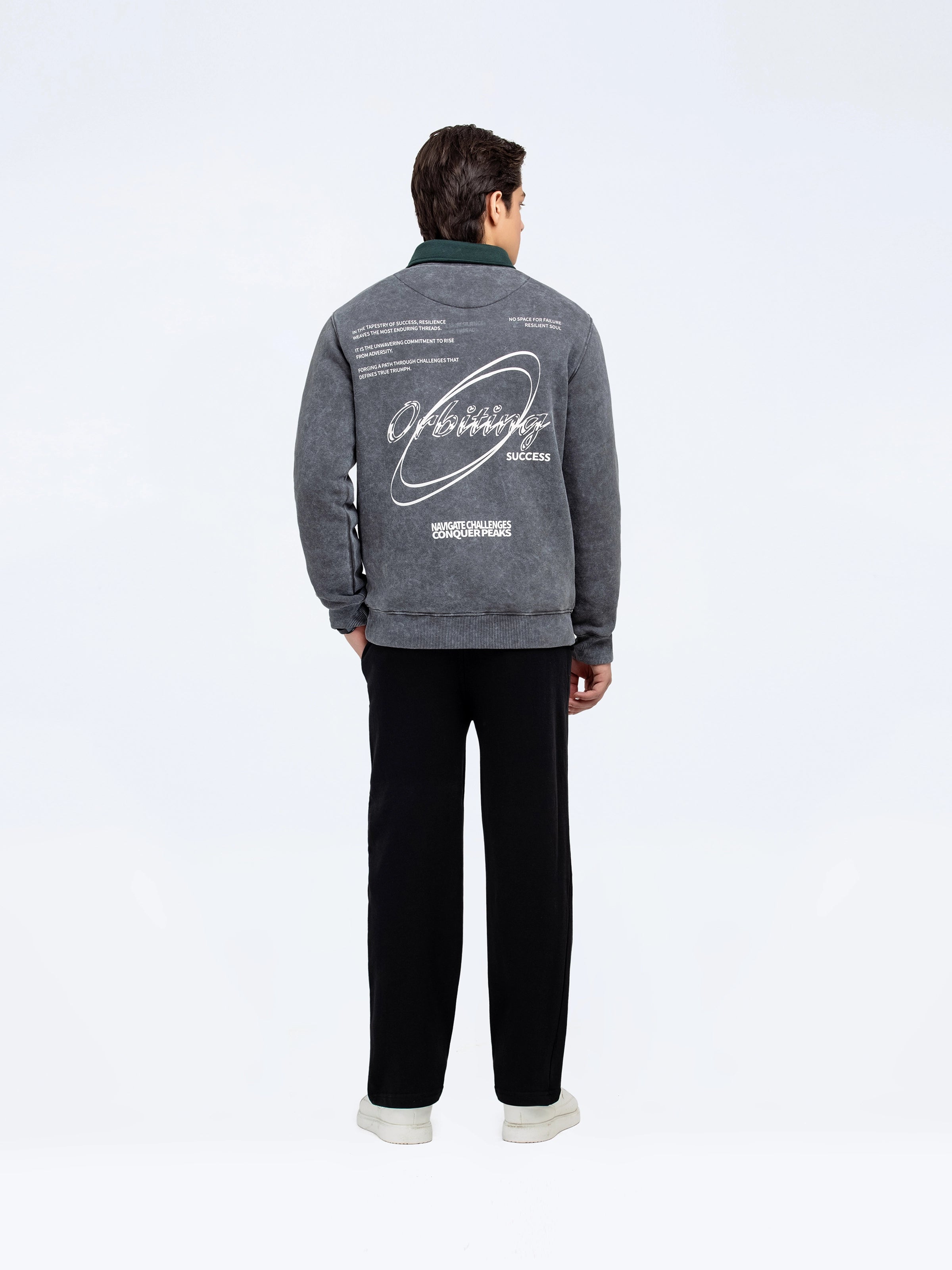 Orbiting Success Sweatshirt - FMTSS24-020