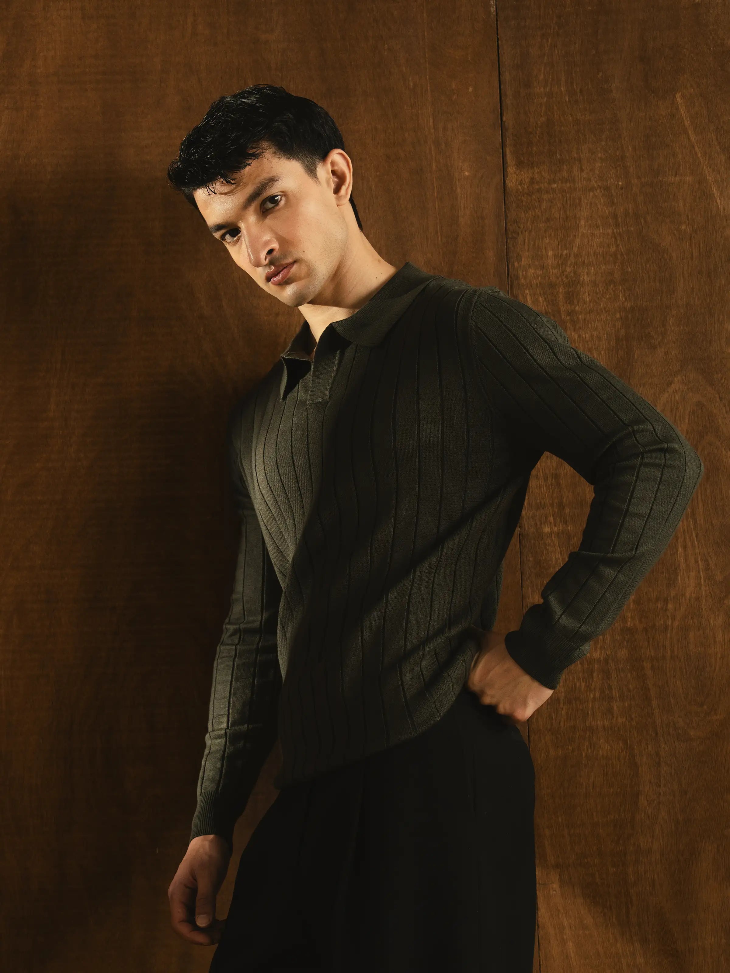 Drop Needle Johnny Collar Sweater - FMTSWT5-019