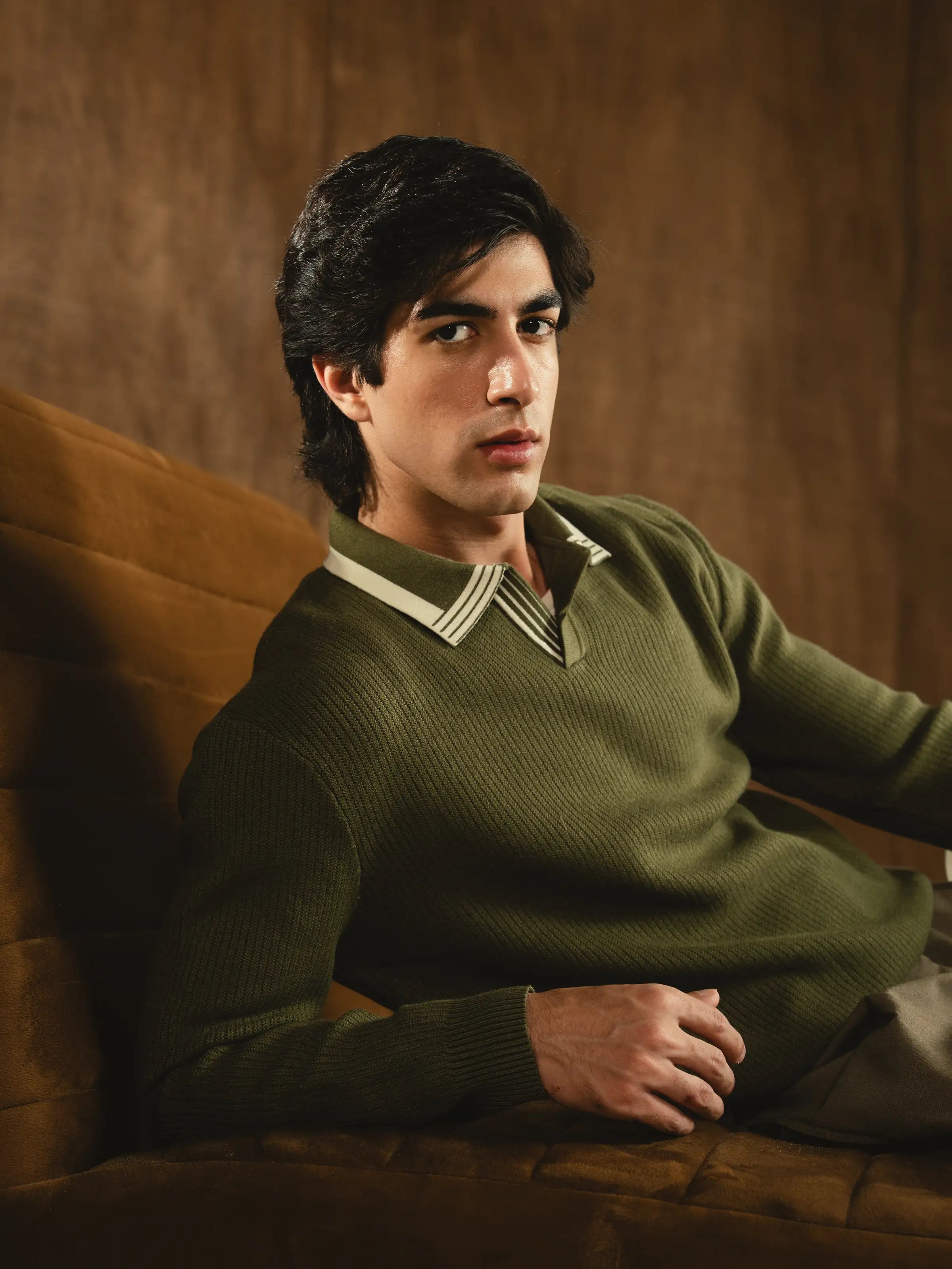 Johnny Collar Sweater - FMTSWT5-080