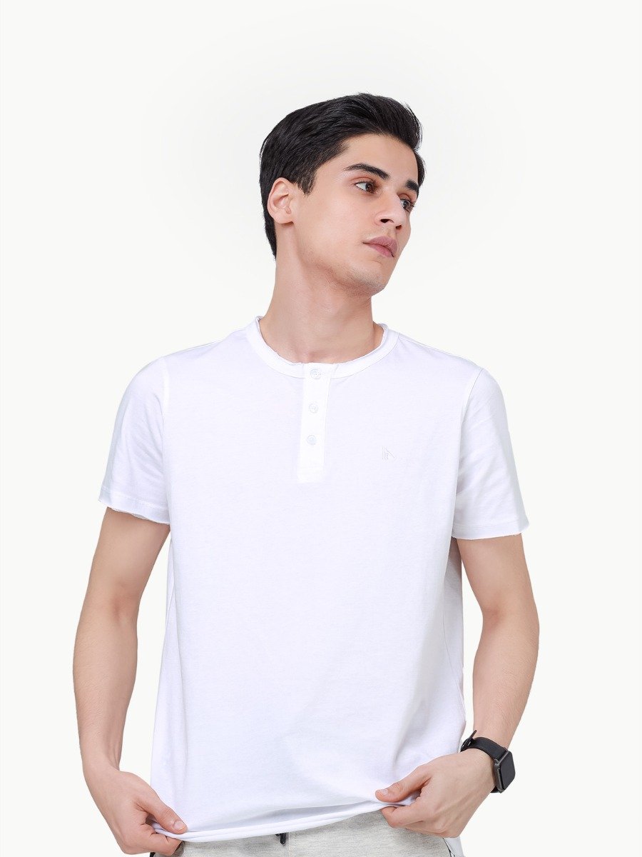 Buy Basic Tees - Men's Solid T-Shirts Collection: Online | FUROR