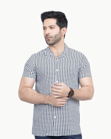 Men's Black & White Casual Shirt - FMTS22-31570