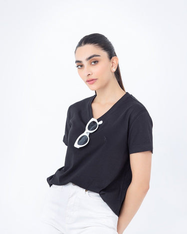 Women's Black Basic Tee - FWTBT23-008